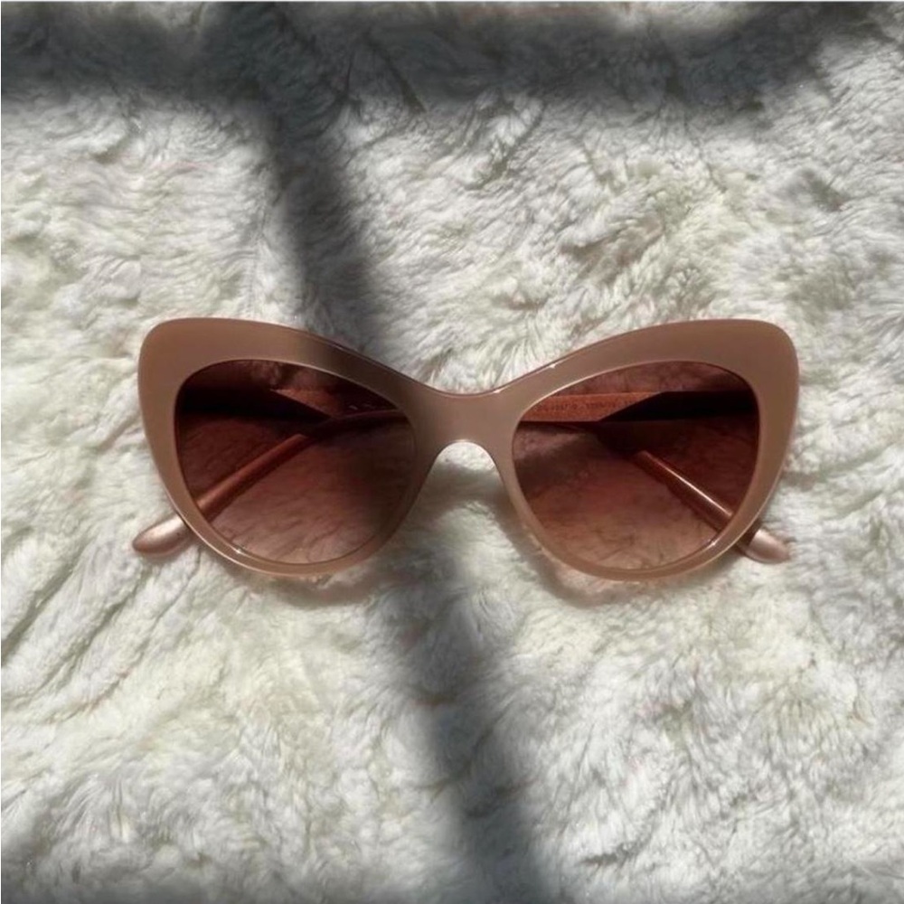 dolce & gabbana pearlescent gradient cat eye sunglasses women’s